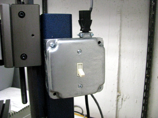 Soigeneris - your resource for hi-tech hobbies. Line Filter and Switch Box